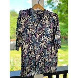 Soft and breezy Men's casual short sleeve button-up, XL, Hawaiian